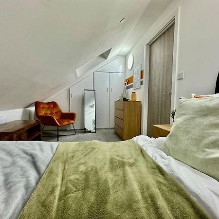 Stylish One Bedroom & A Sofa Bed カーディフ エクステリア 写真