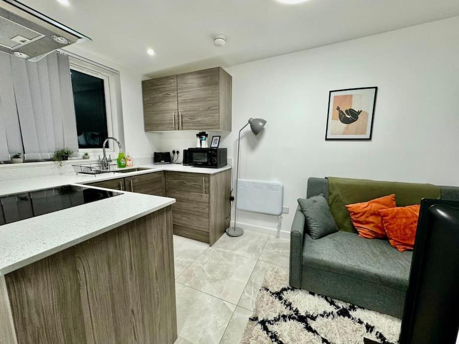 Stylish One Bedroom & A Sofa Bed カーディフ エクステリア 写真